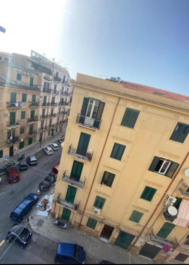 Le Terrazze Di Giulia Apartment ปาแลร์โม ภายนอก รูปภาพ