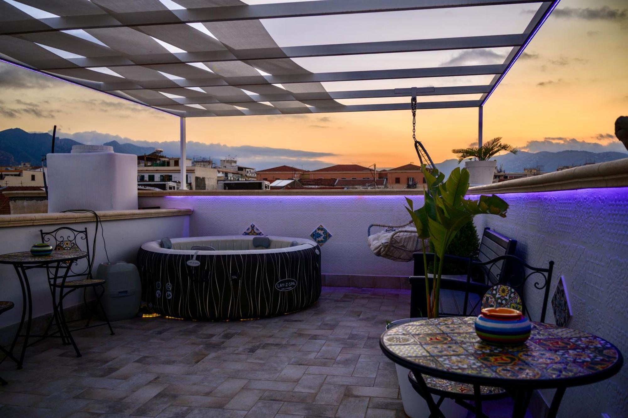 Le Terrazze Di Giulia Apartment ปาแลร์โม ภายนอก รูปภาพ